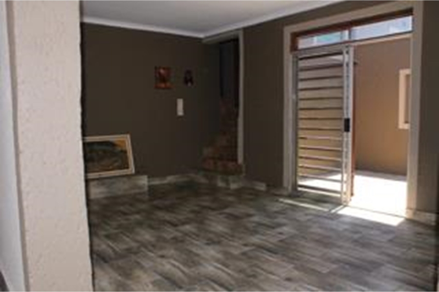 4 Bedroom Property for Sale in Roodekrans Gauteng