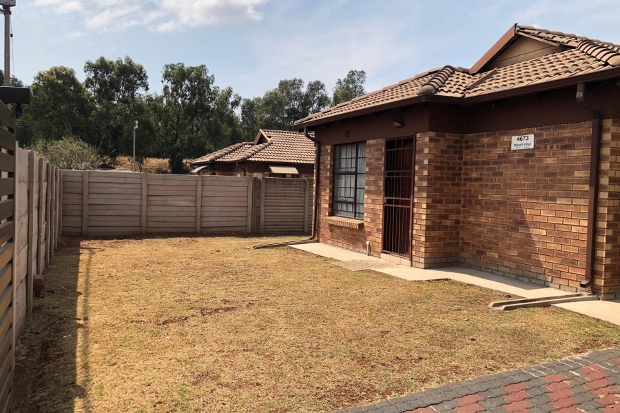 3 Bedroom Property for Sale in Clayville Gauteng