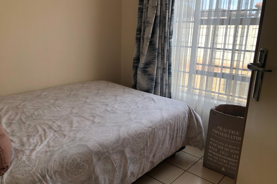 3 Bedroom Property for Sale in Clayville Gauteng