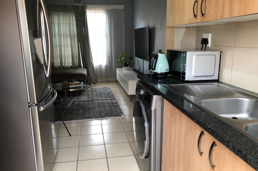 3 Bedroom Property for Sale in Clayville Gauteng