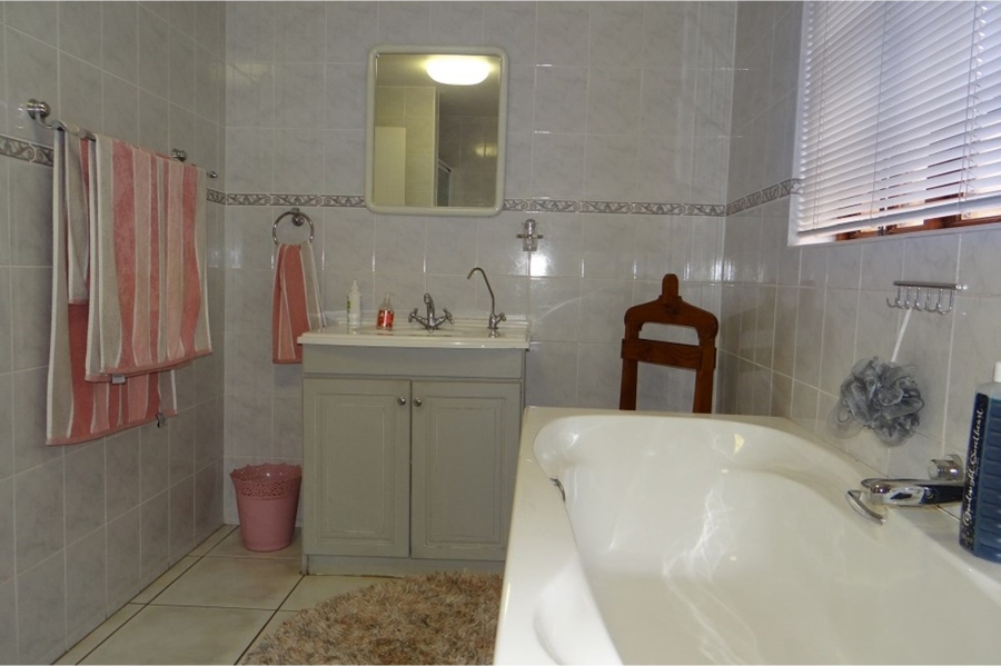 3 Bedroom Property for Sale in Roodeplaat Gauteng