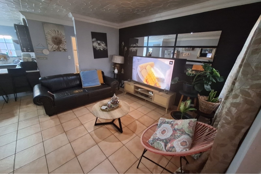 2 Bedroom Property for Sale in Sunair Park Gauteng