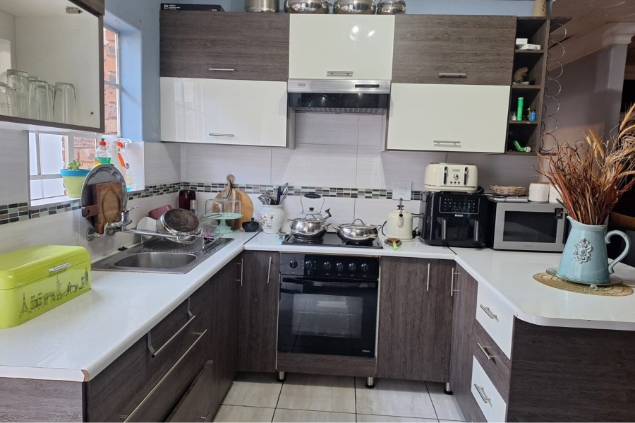 2 Bedroom Property for Sale in Sunair Park Gauteng