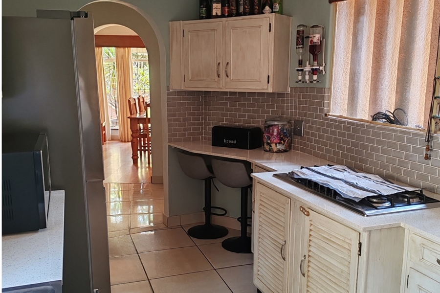 3 Bedroom Property for Sale in Wilro Park Gauteng