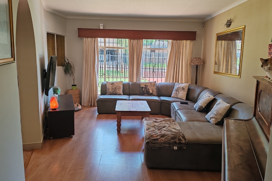 3 Bedroom Property for Sale in Wilro Park Gauteng