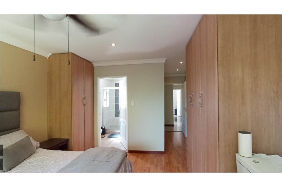 4 Bedroom Property for Sale in Greenstone Hill Gauteng