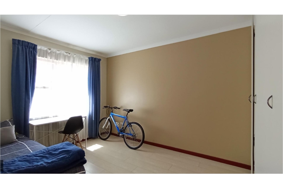 4 Bedroom Property for Sale in Greenstone Hill Gauteng