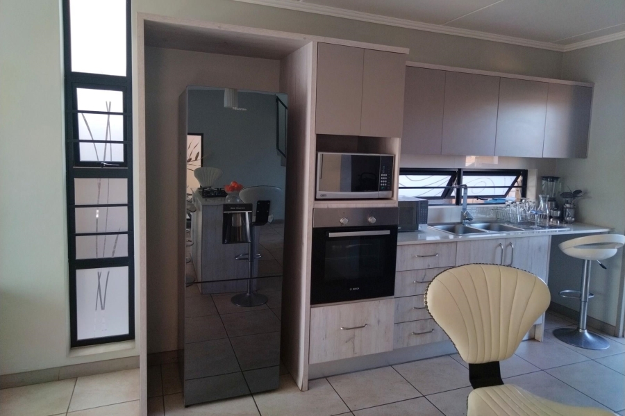 3 Bedroom Property for Sale in Amberfield Gauteng