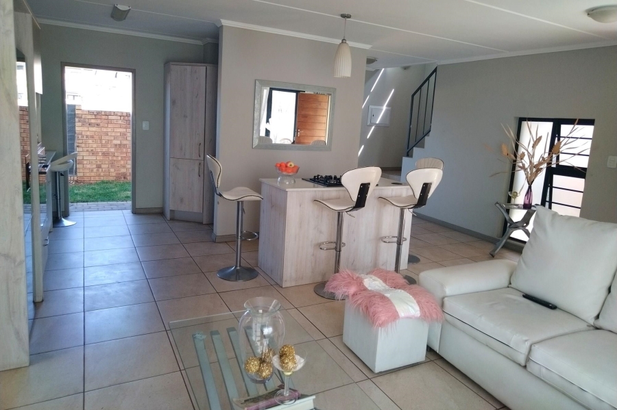 3 Bedroom Property for Sale in Amberfield Gauteng