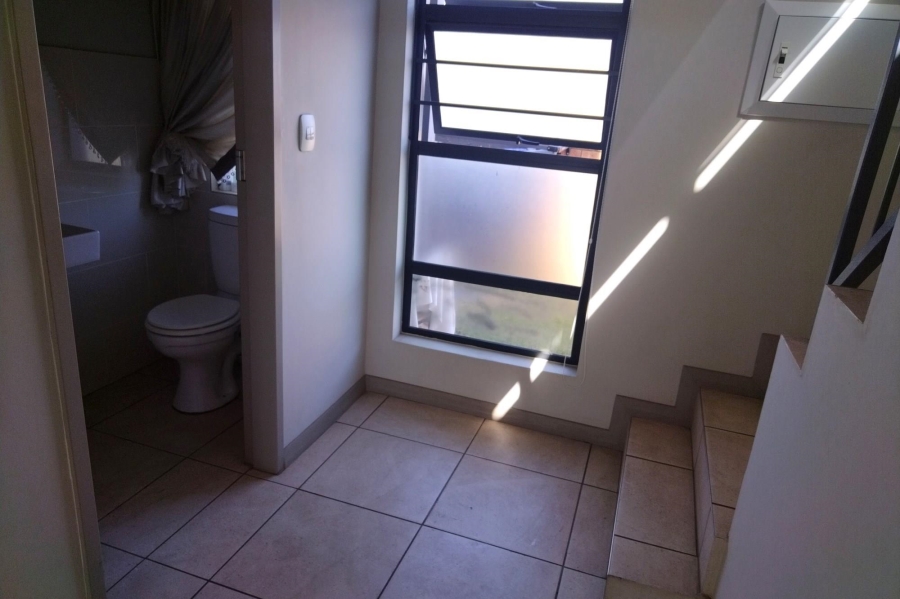 3 Bedroom Property for Sale in Amberfield Gauteng