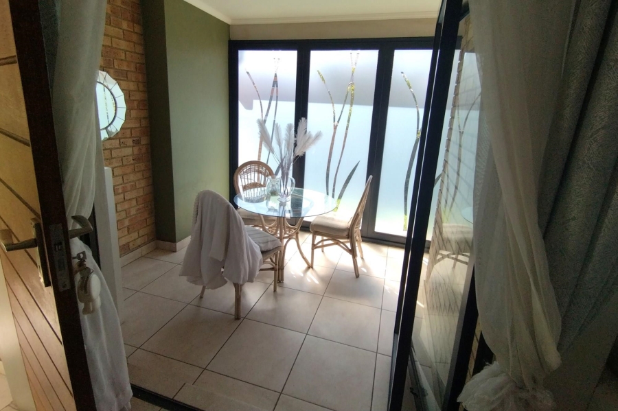 3 Bedroom Property for Sale in Amberfield Gauteng