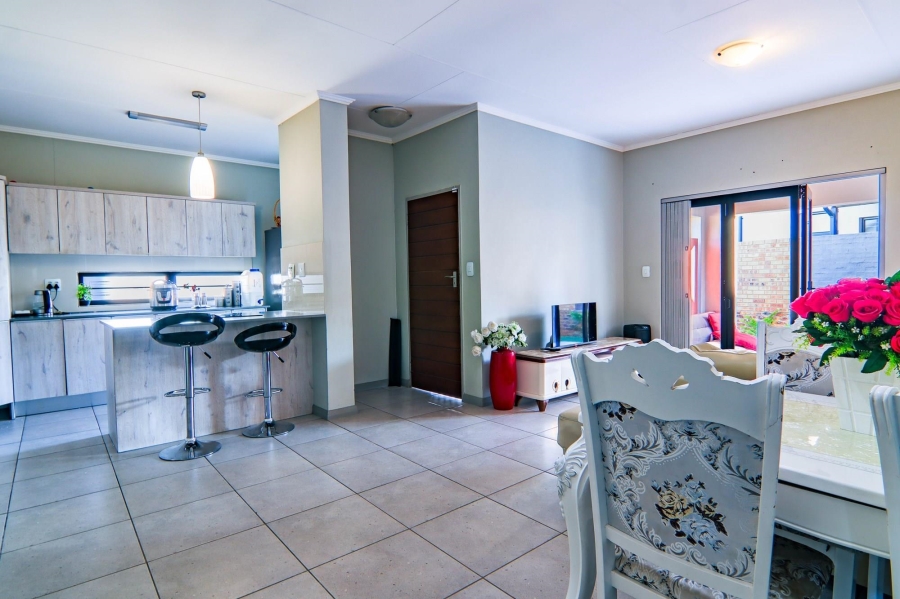 3 Bedroom Property for Sale in Amberfield Gauteng