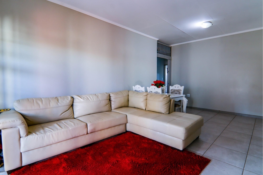 3 Bedroom Property for Sale in Amberfield Gauteng