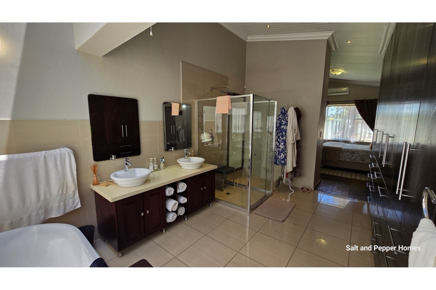 4 Bedroom Property for Sale in Pretoria North Gauteng