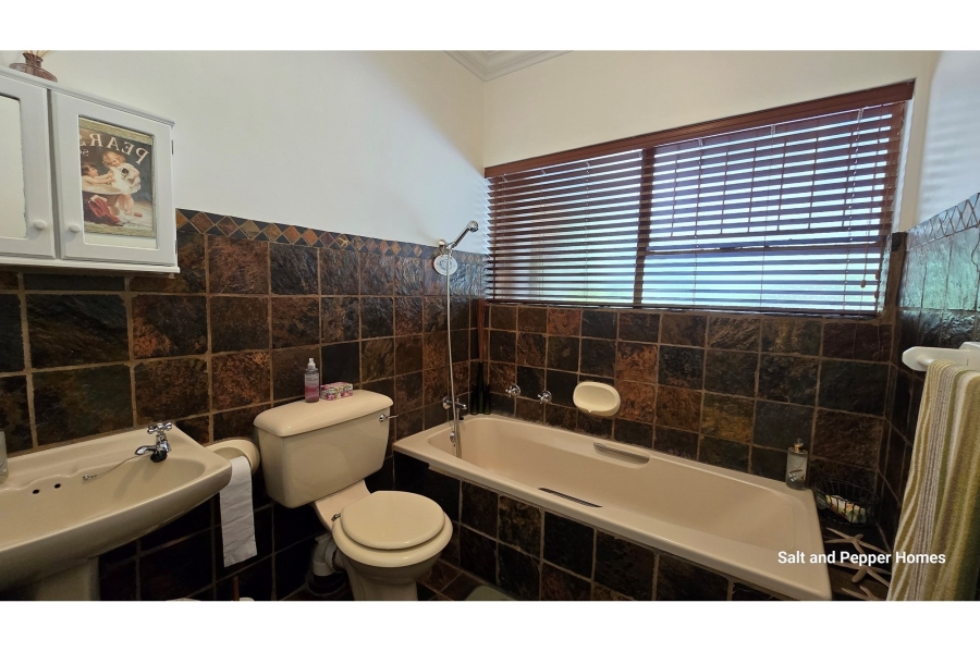 4 Bedroom Property for Sale in Pretoria North Gauteng