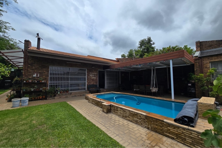 4 Bedroom Property for Sale in Pretoria North Gauteng