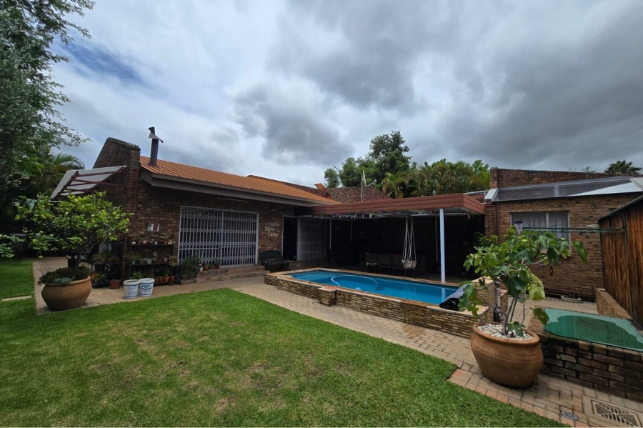 4 Bedroom Property for Sale in Pretoria North Gauteng