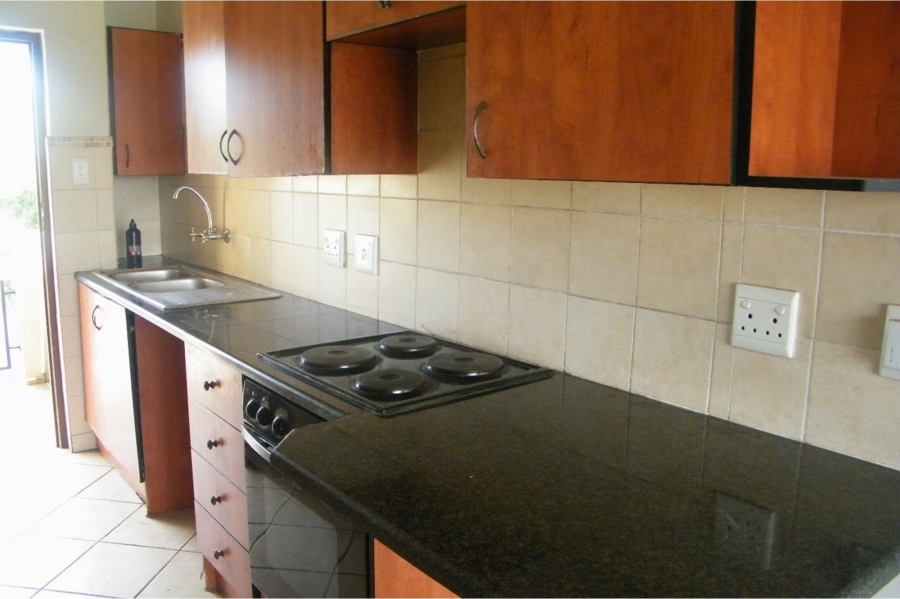 To Let 2 Bedroom Property for Rent in Montana Tuine Gauteng