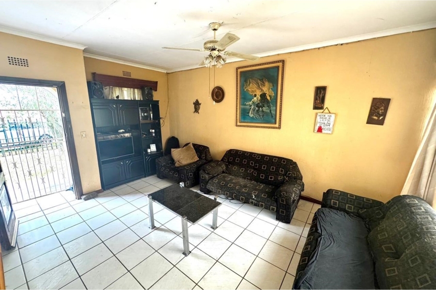 3 Bedroom Property for Sale in Witpoortjie Gauteng