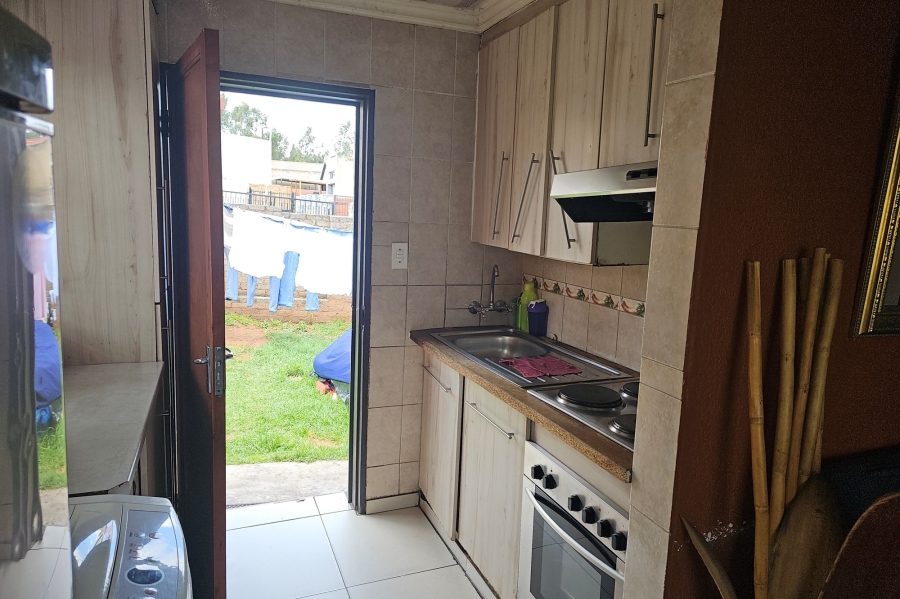 To Let 2 Bedroom Property for Rent in Riverlea Gauteng