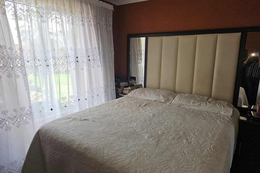 To Let 2 Bedroom Property for Rent in Riverlea Gauteng