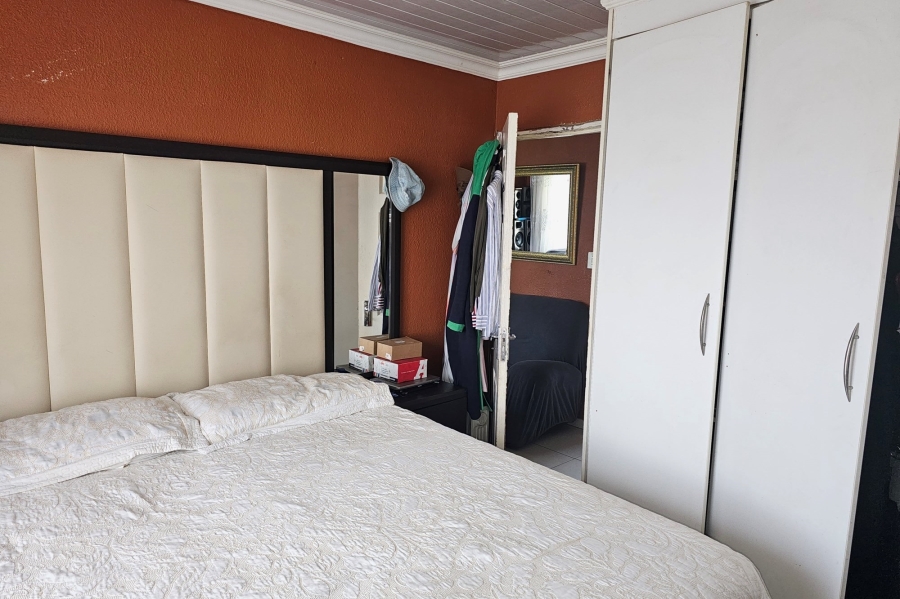 To Let 2 Bedroom Property for Rent in Riverlea Gauteng