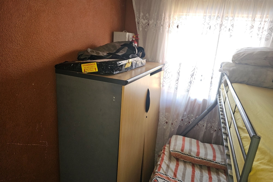 To Let 2 Bedroom Property for Rent in Riverlea Gauteng