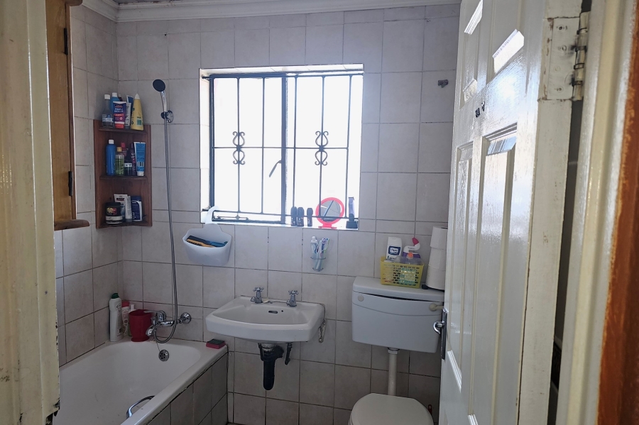 To Let 2 Bedroom Property for Rent in Riverlea Gauteng