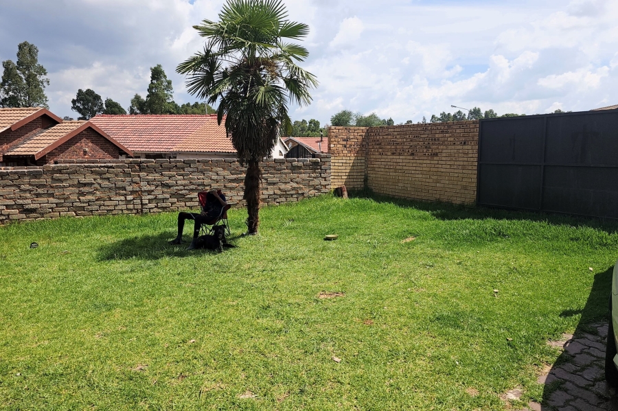 To Let 2 Bedroom Property for Rent in Riverlea Gauteng