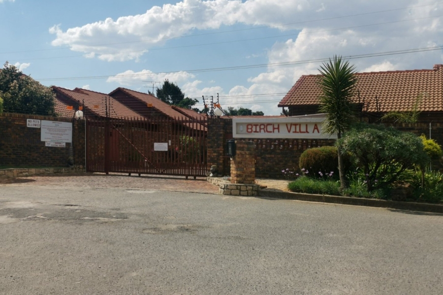 2 Bedroom Property for Sale in Birch Acres Gauteng