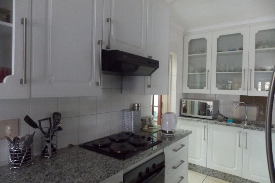 2 Bedroom Property for Sale in Birch Acres Gauteng