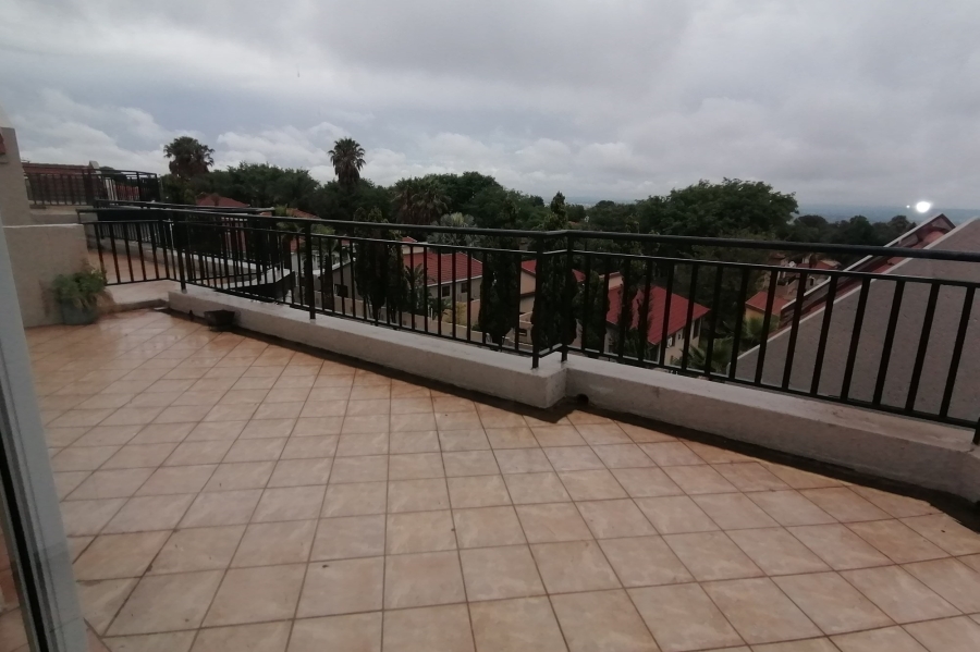 3 Bedroom Property for Sale in Halfway Gardens Gauteng