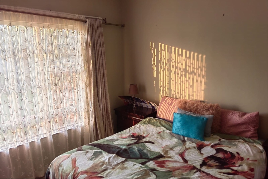 5 Bedroom Property for Sale in Norkem Park Gauteng