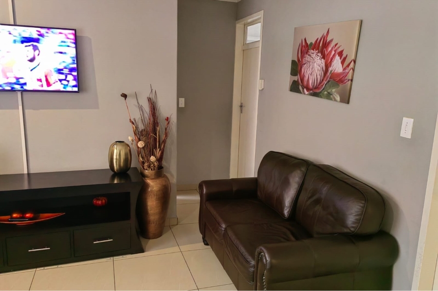 5 Bedroom Property for Sale in Norkem Park Gauteng