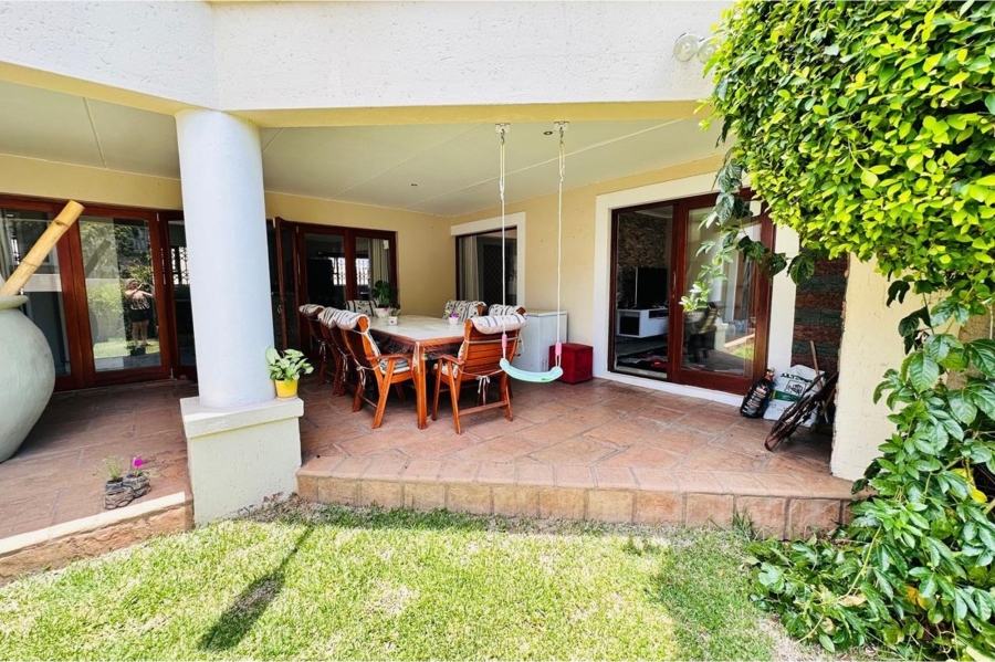 3 Bedroom Property for Sale in North Riding Gauteng