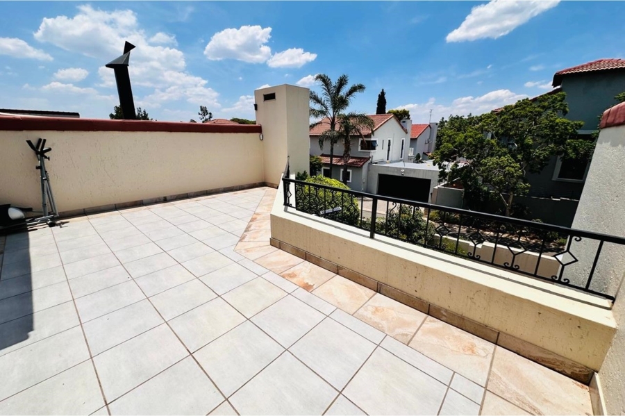 3 Bedroom Property for Sale in North Riding Gauteng