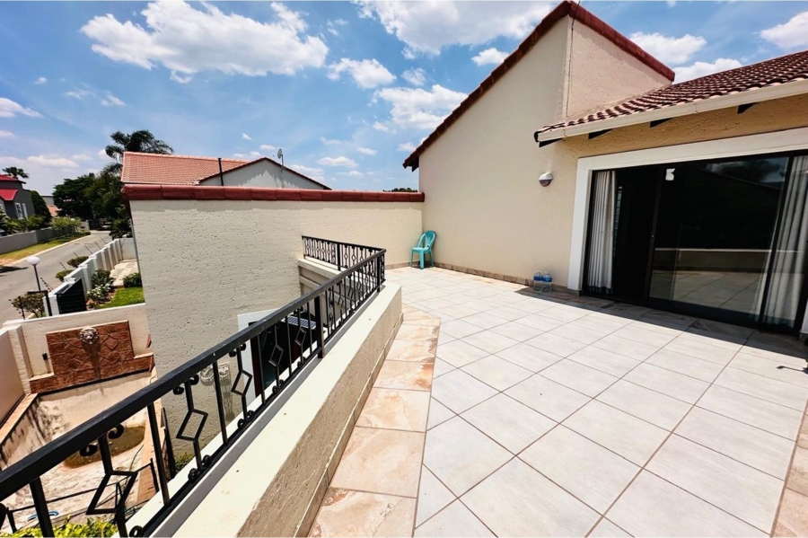 3 Bedroom Property for Sale in North Riding Gauteng