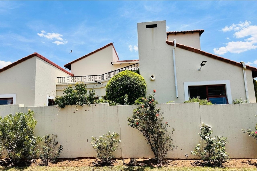 3 Bedroom Property for Sale in North Riding Gauteng