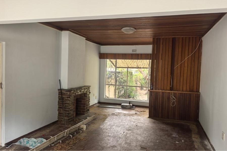 To Let 4 Bedroom Property for Rent in Rembrandt Park Gauteng