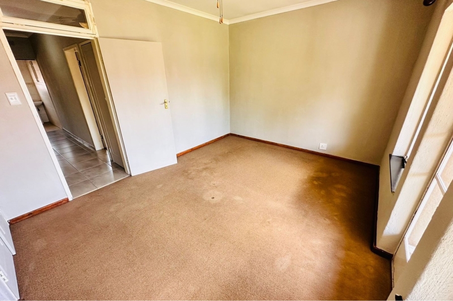 2 Bedroom Property for Sale in Fairland Gauteng