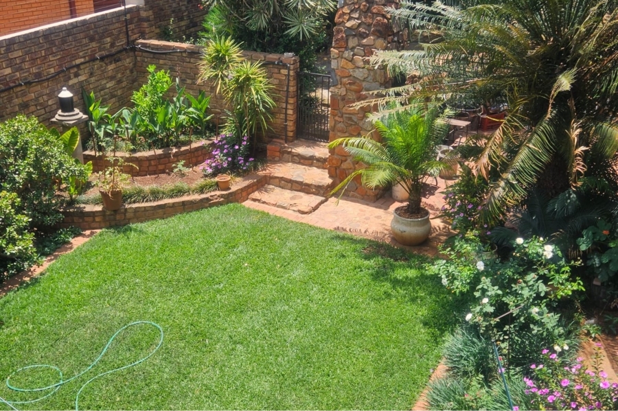 6 Bedroom Property for Sale in Amandasig Gauteng