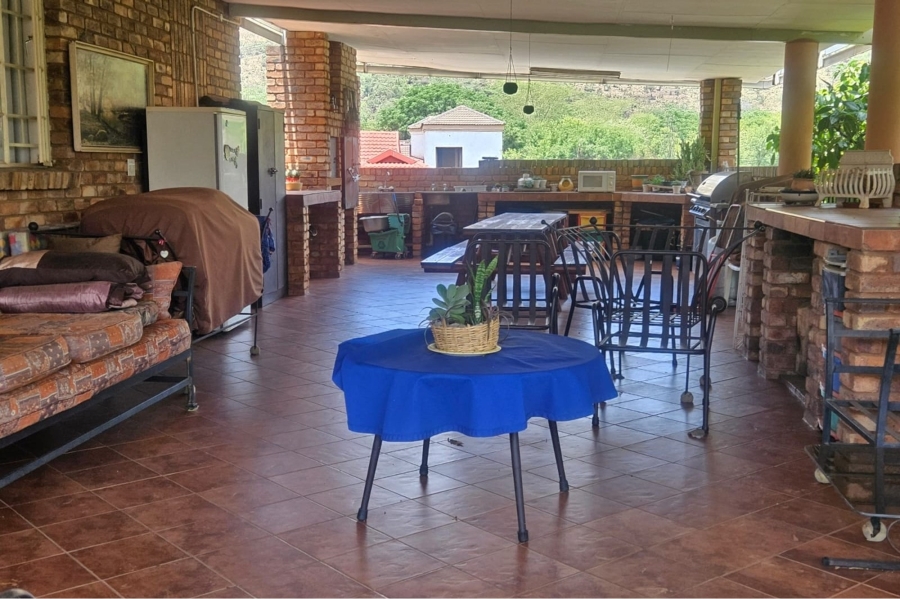 6 Bedroom Property for Sale in Amandasig Gauteng