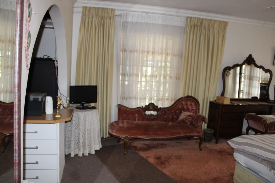 6 Bedroom Property for Sale in Amandasig Gauteng