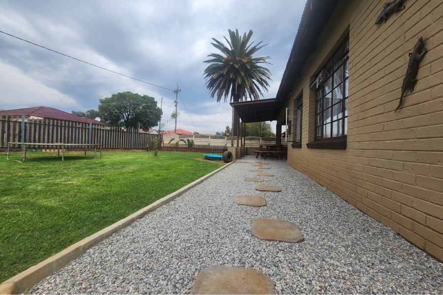 3 Bedroom Property for Sale in Paul Krugersoord Gauteng