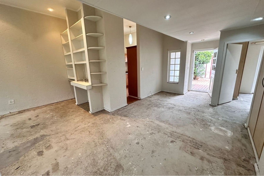 2 Bedroom Property for Sale in Bryanston Gauteng