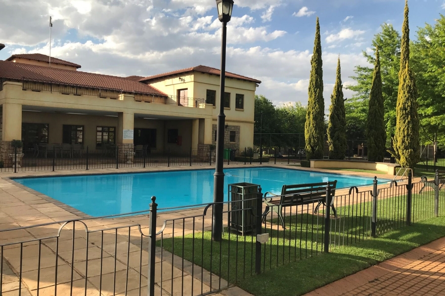 4 Bedroom Property for Sale in Boardwalk Manor Gauteng