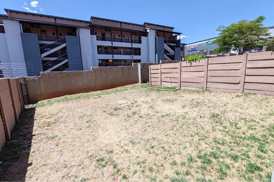 2 Bedroom Property for Sale in Vorna Valley Gauteng