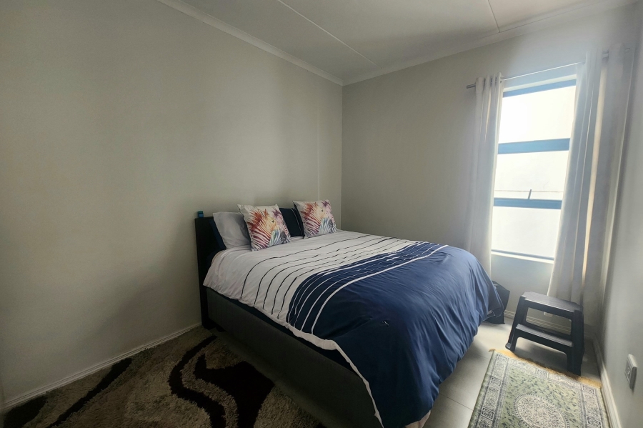 1 Bedroom Property for Sale in Erand Gardens Gauteng