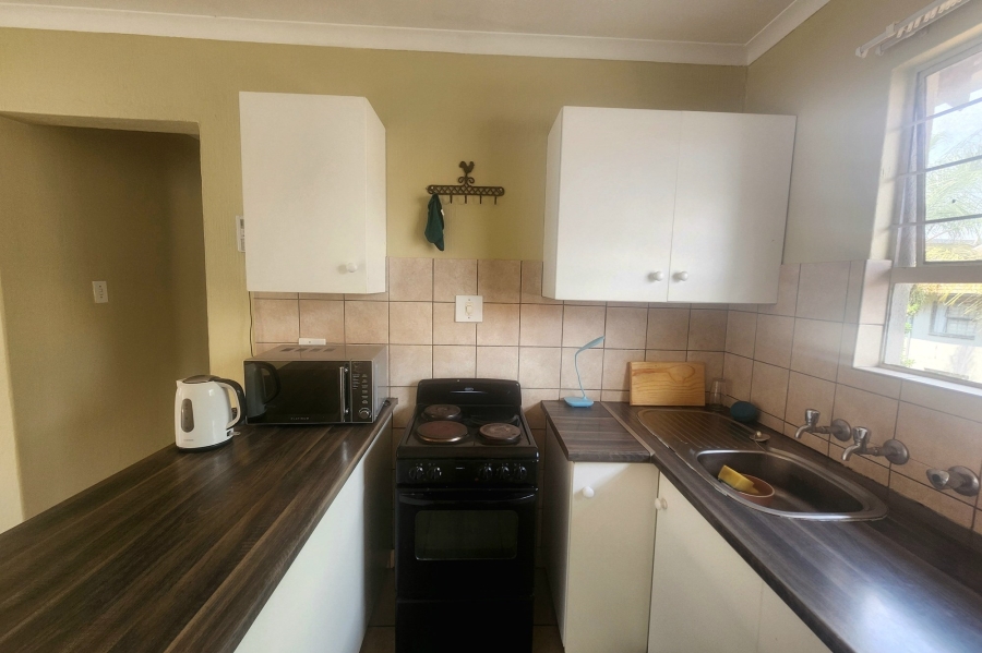 3 Bedroom Property for Sale in Die Hoewes Gauteng