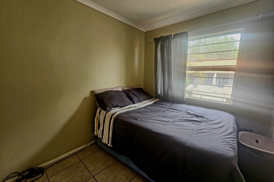 3 Bedroom Property for Sale in Die Hoewes Gauteng